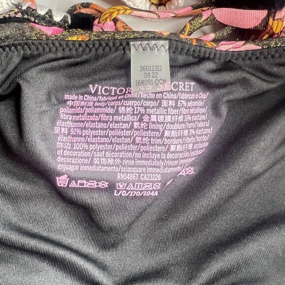 VICTORIA'S SECRET SWIM Ruffle One-Piece cheeky Swimsuit w/ Crochet cut out L - Picture 13 of 13